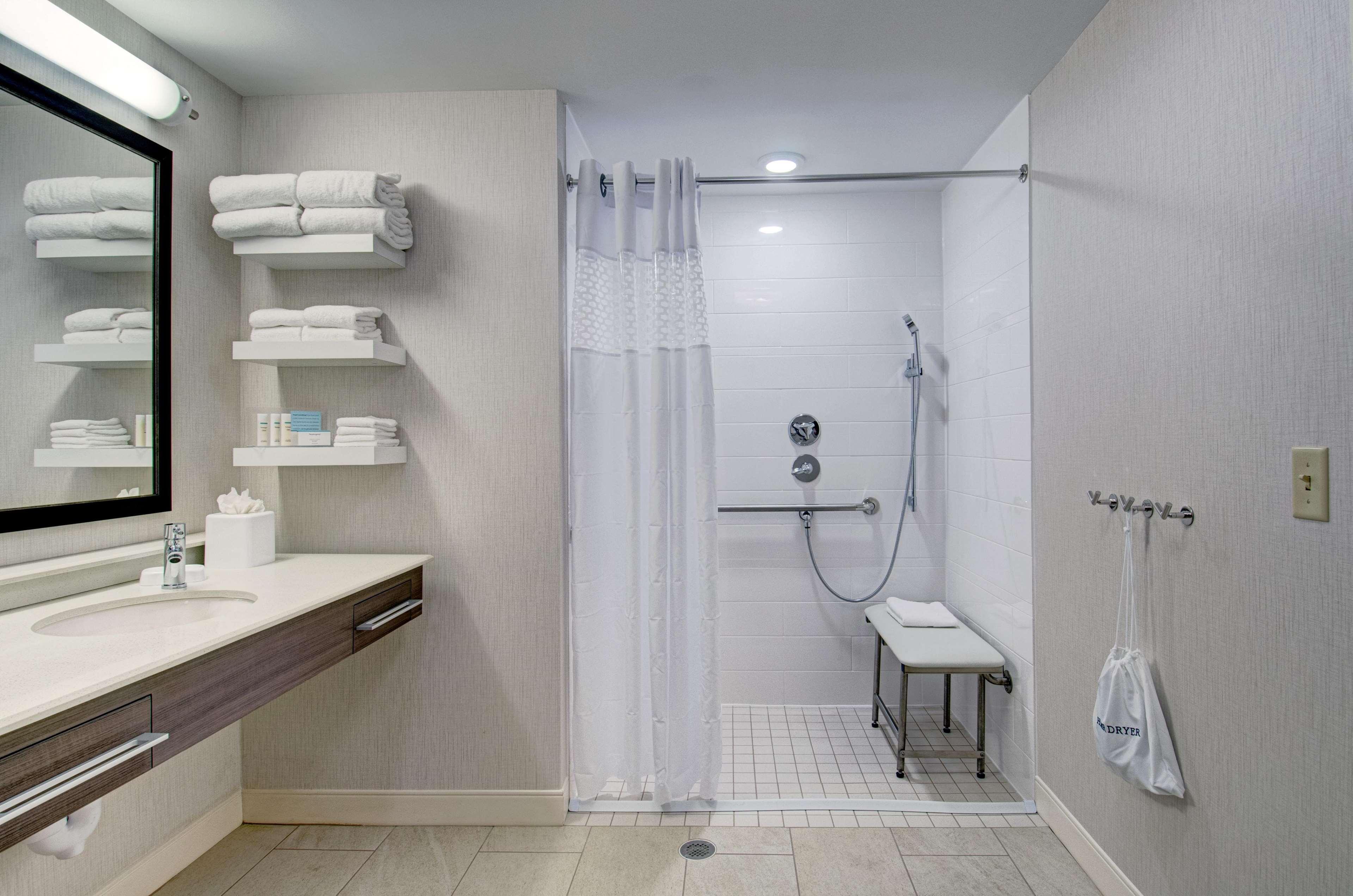 Hampton Inn Boston - Westborough Ngoại thất bức ảnh